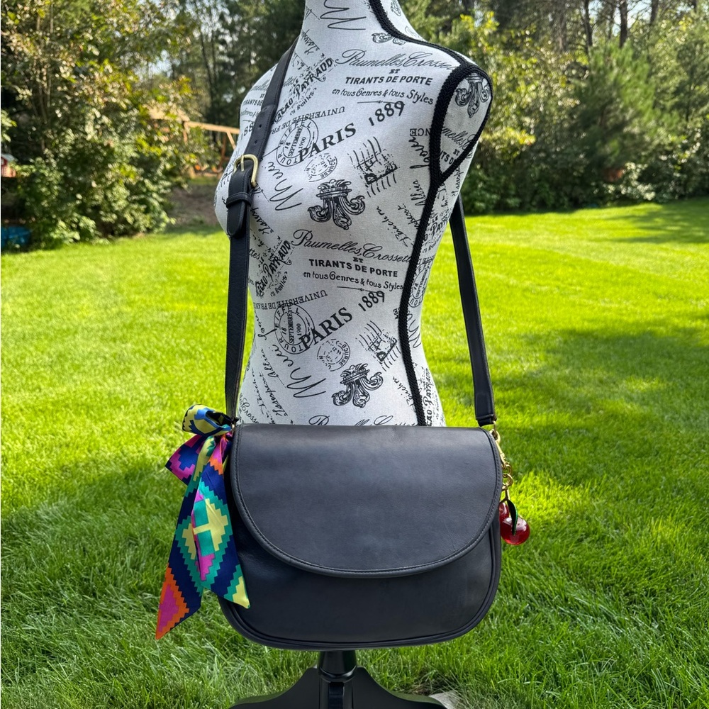 Vintage Coach Navy Saddle Bag - Picture 6 of 8